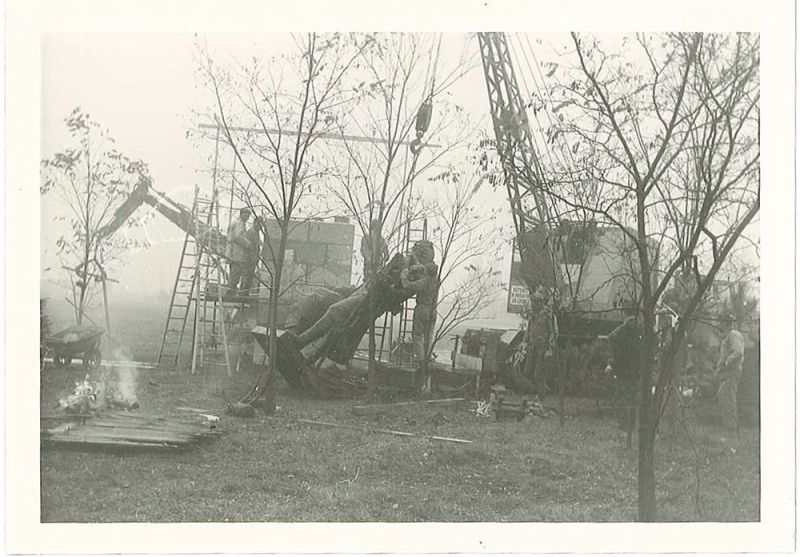 Installation de la statue de Lazare Carnot 1969 Obernai - Photo Ville d'Obernai