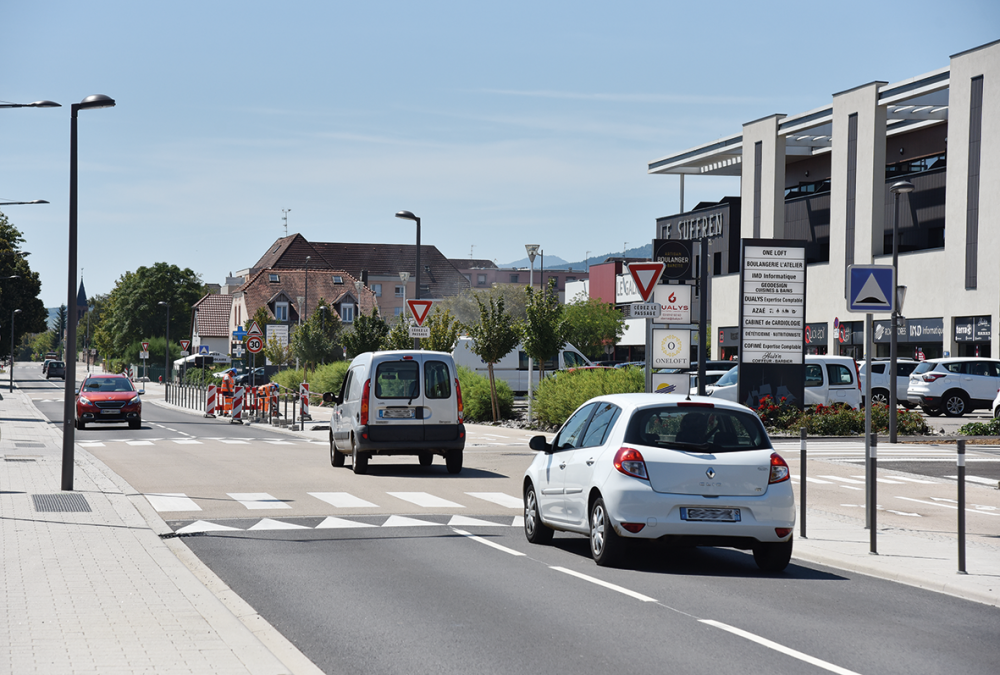 Rue avec ralentisseur à Obernai